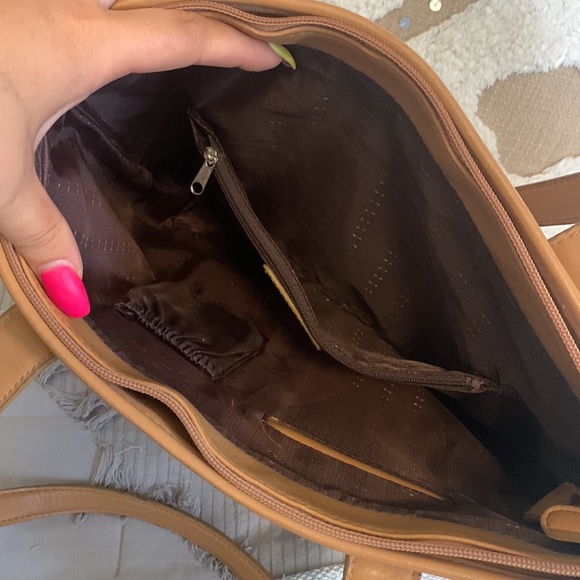 Purse - Picture 3 of 4